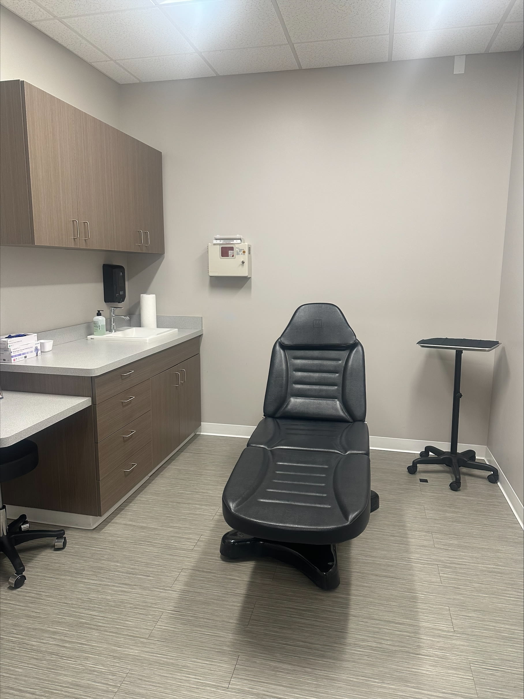 Treatment room at Lazaderm Chandler